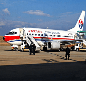 新郑航空托运航空快运业稳步发展的原因是什么？